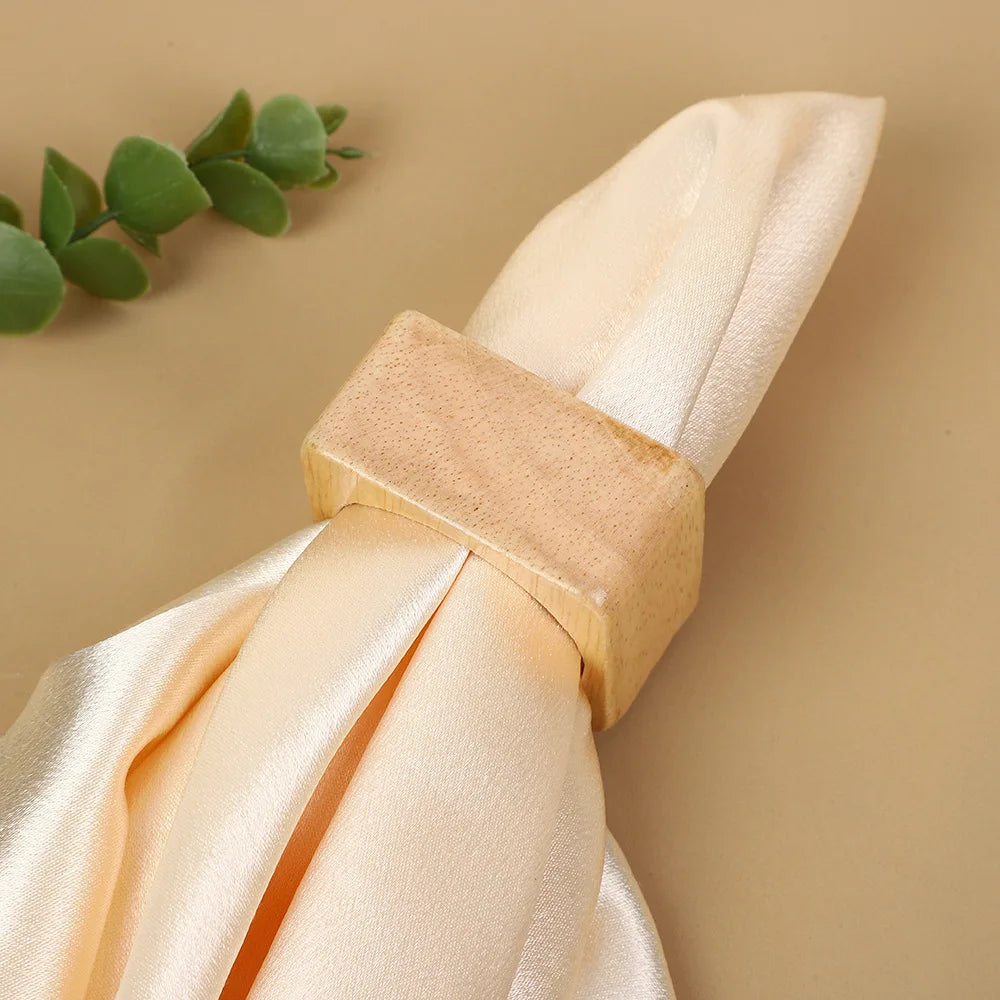 Anneau de Serviette Mariage Carré en Bois Unique
