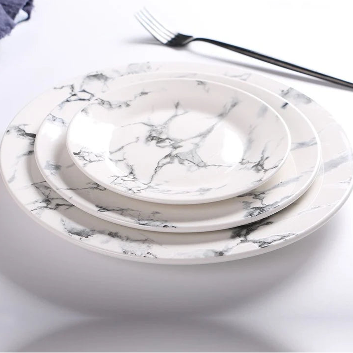 Assiette Blanche Marbrée Elégante