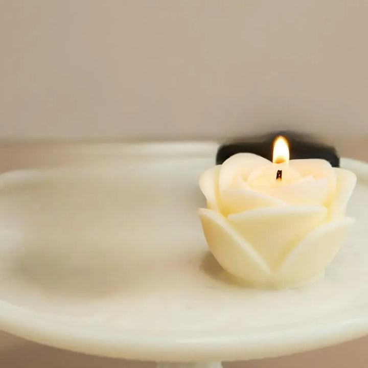 Bougie Rose Blanche Saint-Valentin cosy