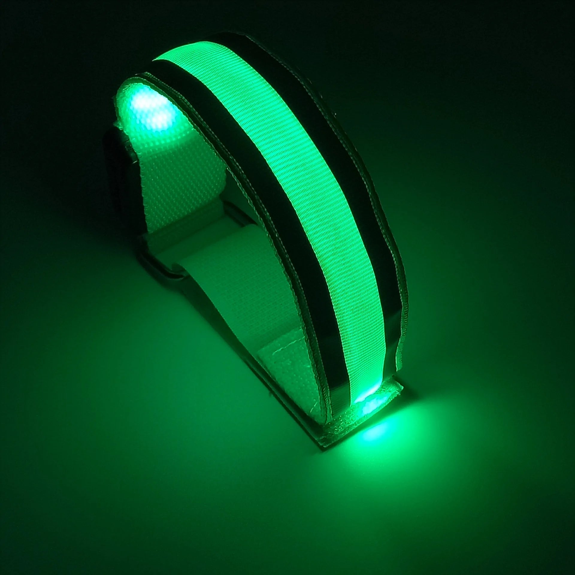 Bracelet Festif Vert Réfléchissant Minimaliste