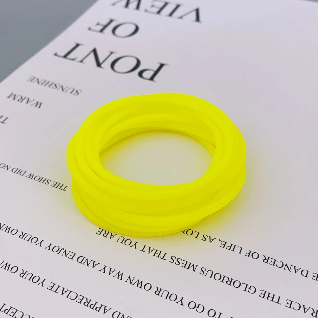 Bracelets Torsadés Fluorescents Jaunes Jolie