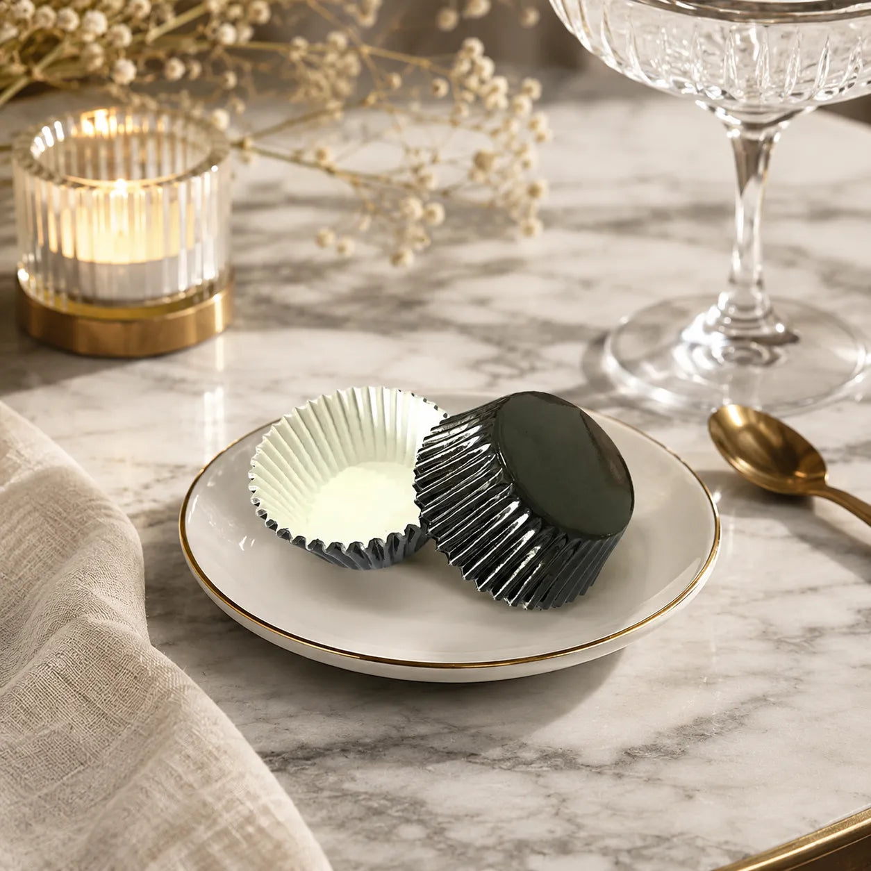 Caissette à Cupcake Noir en Papier Alu Chic