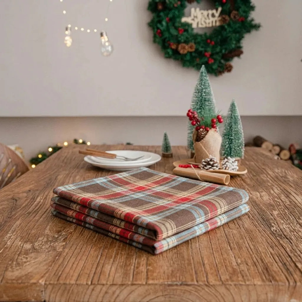Chemin de Table Carreaux Marron Noël Minimaliste