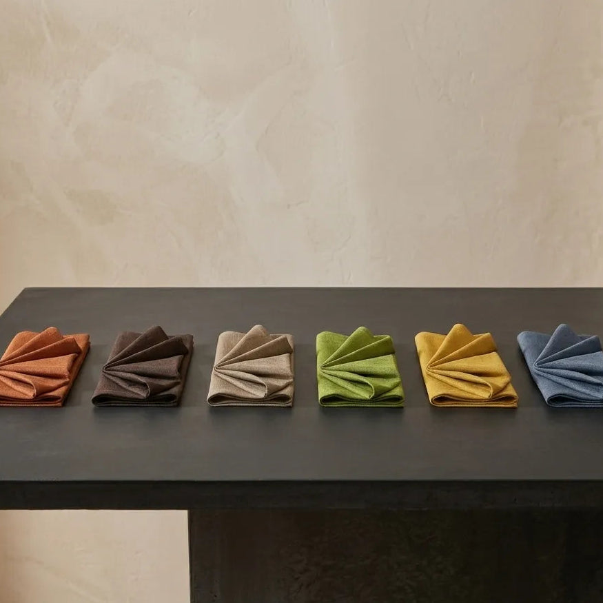 Chemin de Table Minimaliste en Lin Festif