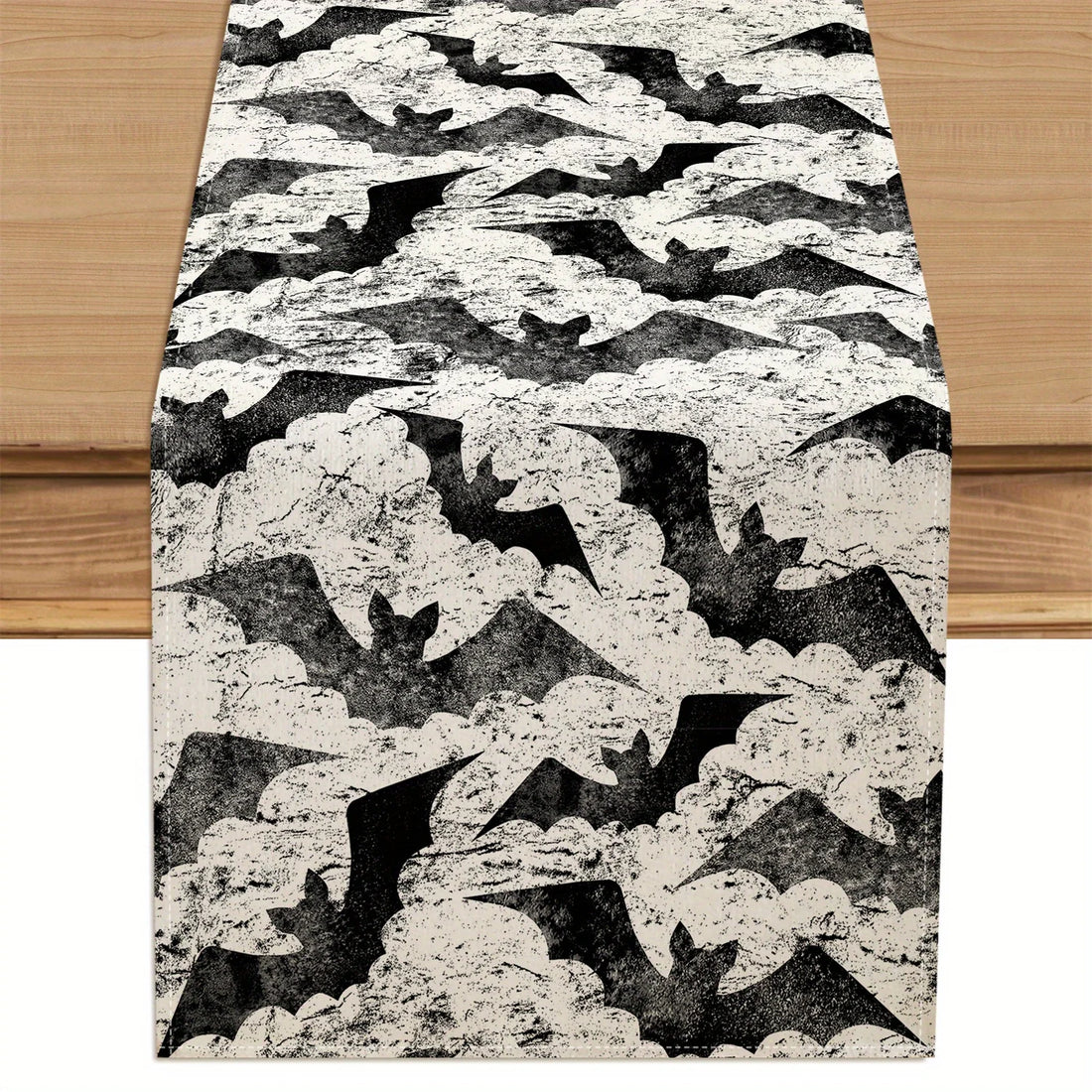 Chemin de Table Noir et Blanc Chauve-souris  vintage