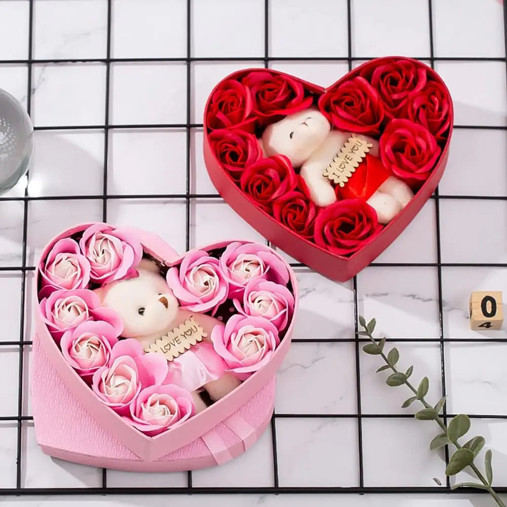 Coffret de Peluche et de Roses Mignon