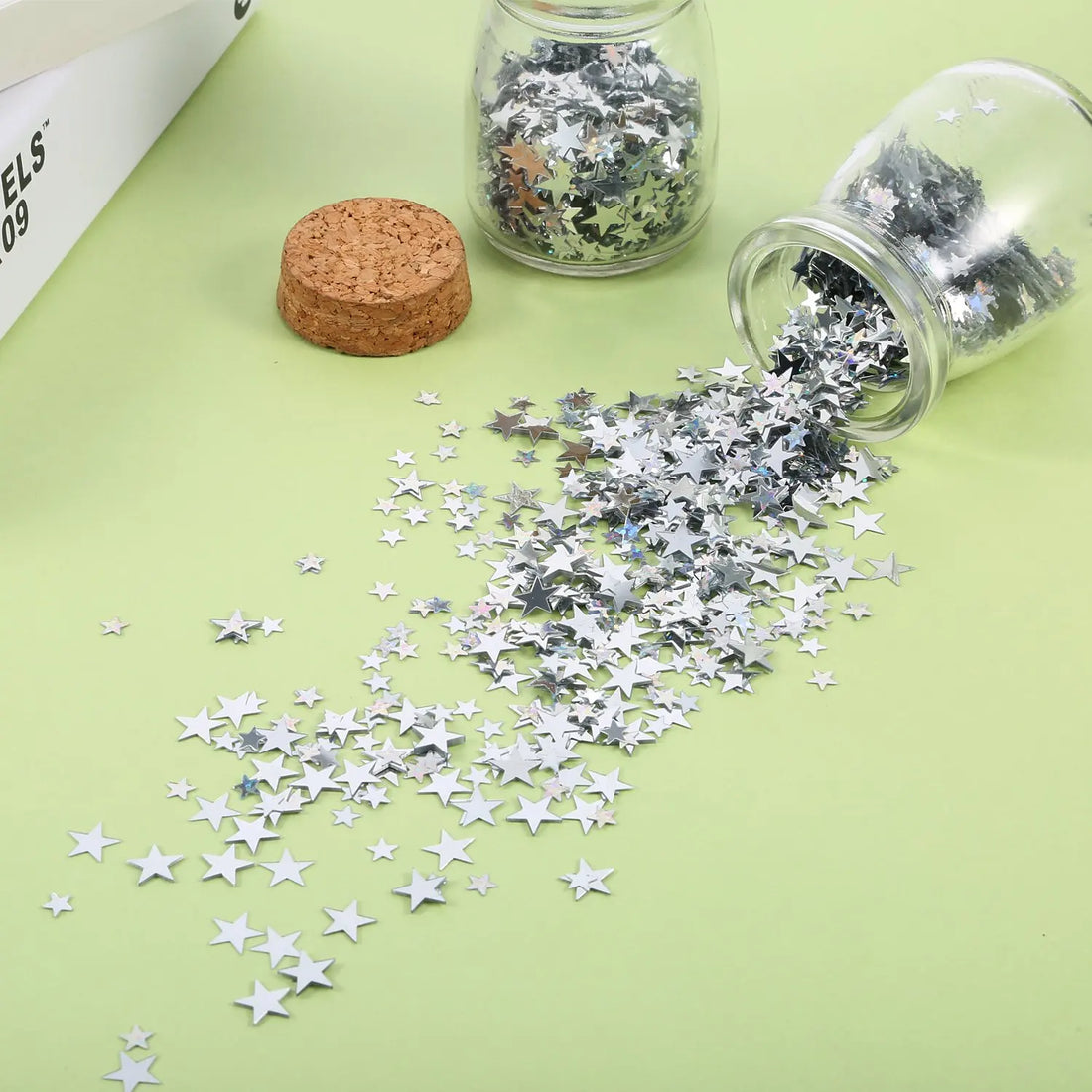 Confettis Etoiles Argentées Design