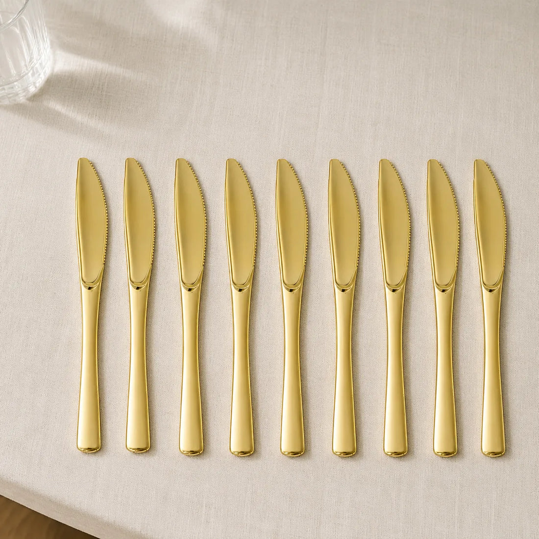 Couteau Jetable Dorée Pratique