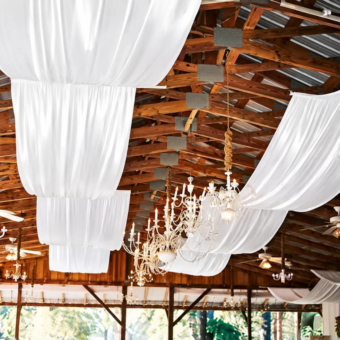 Drapé Plafond Mariage Blanc Satiné Minimaliste
