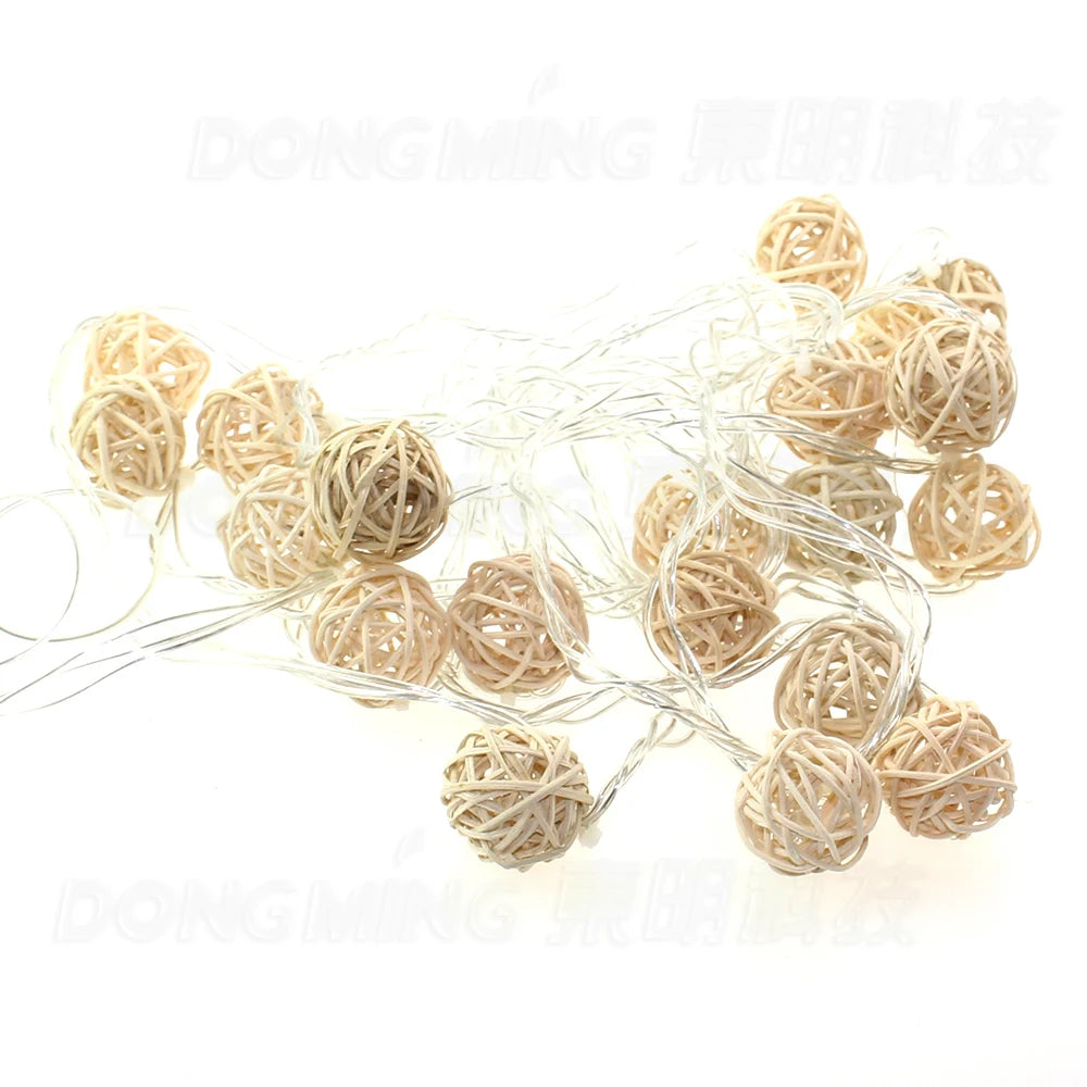 Guirlande Lumineuse Boules en Rotin Original
