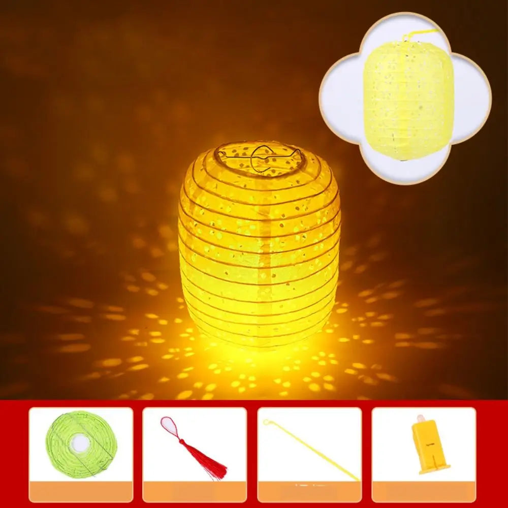 Lanterne Ajourée Jaune Lumineuse