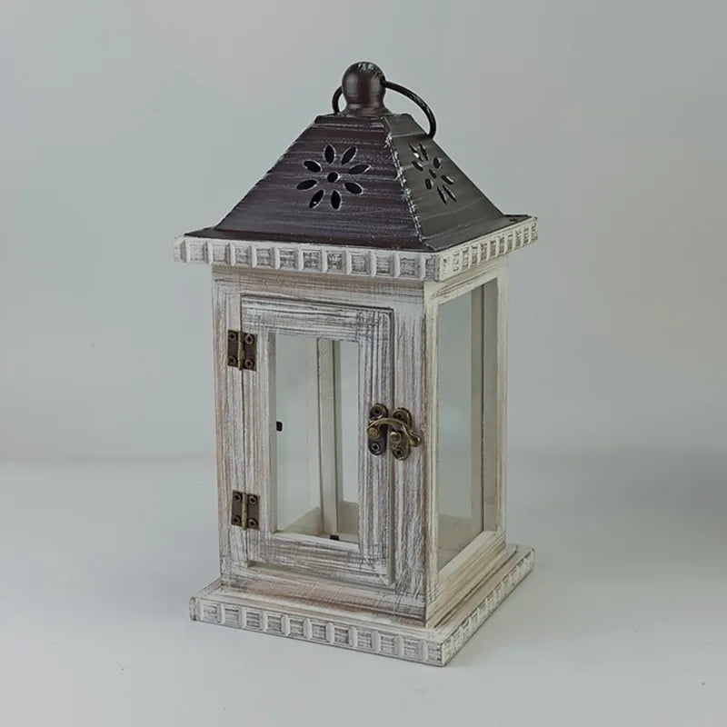 Lanterne en Bois Blanc Vintage