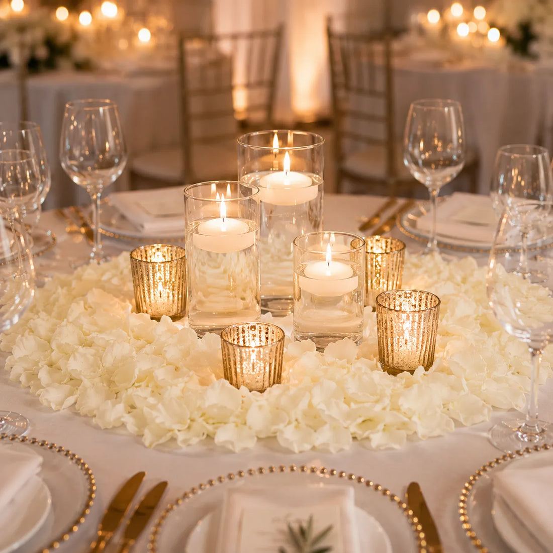 Pétales De Fleurs Mariage Beige Raffinée