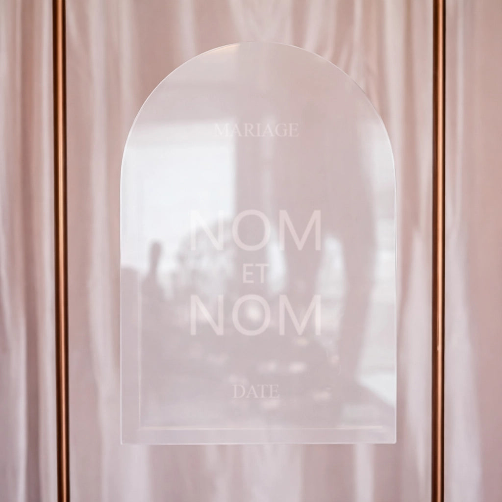 Panneau de Bienvenue Mariage Arc en Acrylique Transparent