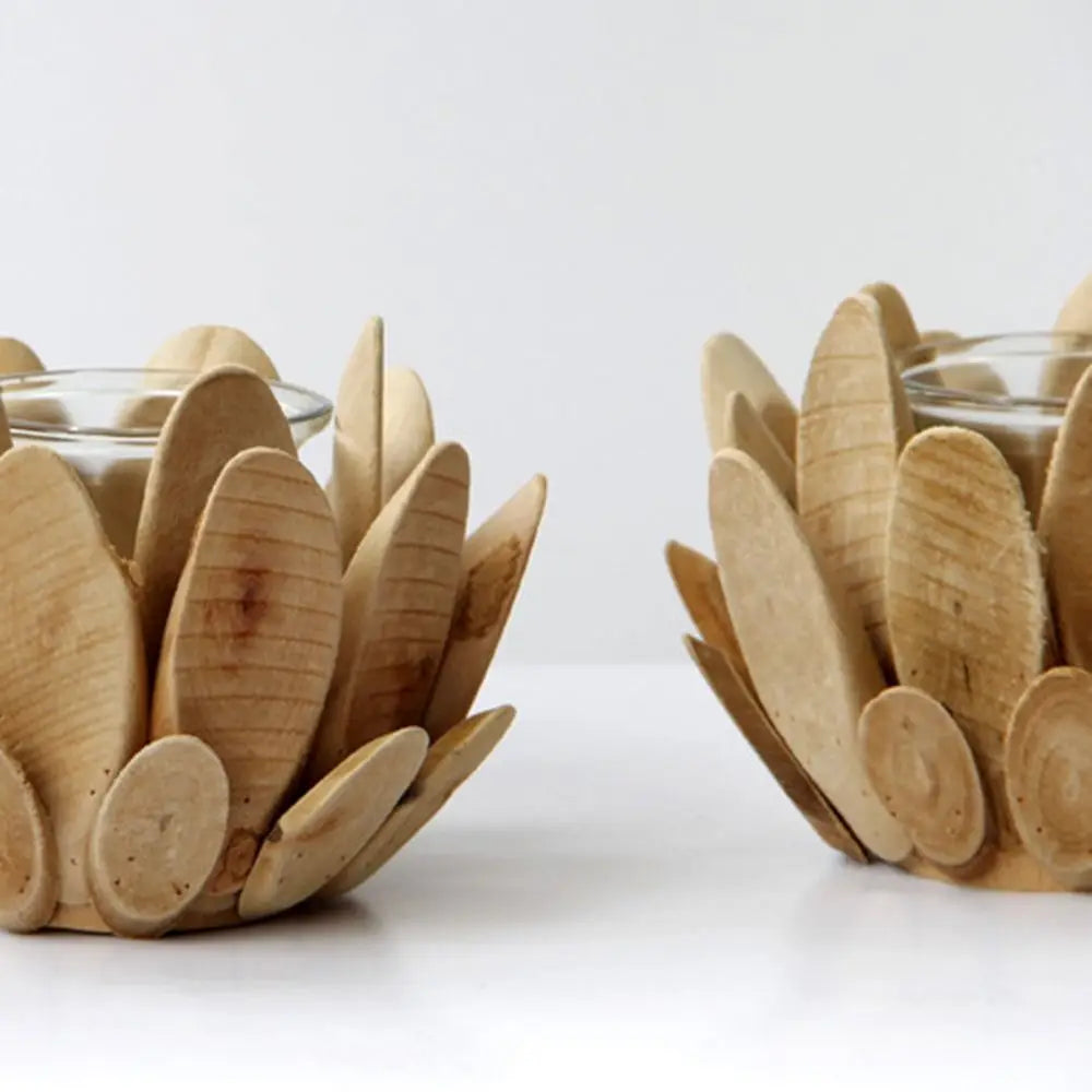 Photophore Fleur en Bois Soigné