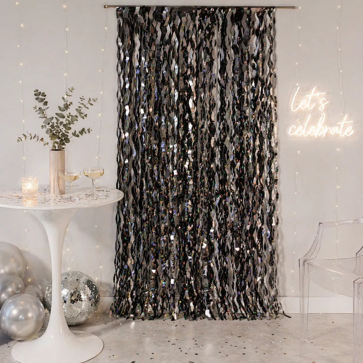 Rideau Noir Design à Franges Ondulés