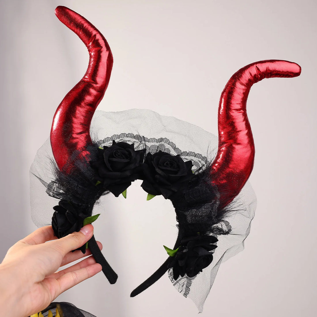 Serre-tête Diable à Fleurs Noires Audacieux