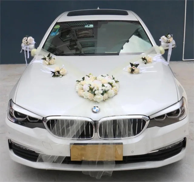 Set de Fleurs Voiture Mariage Blanches chic