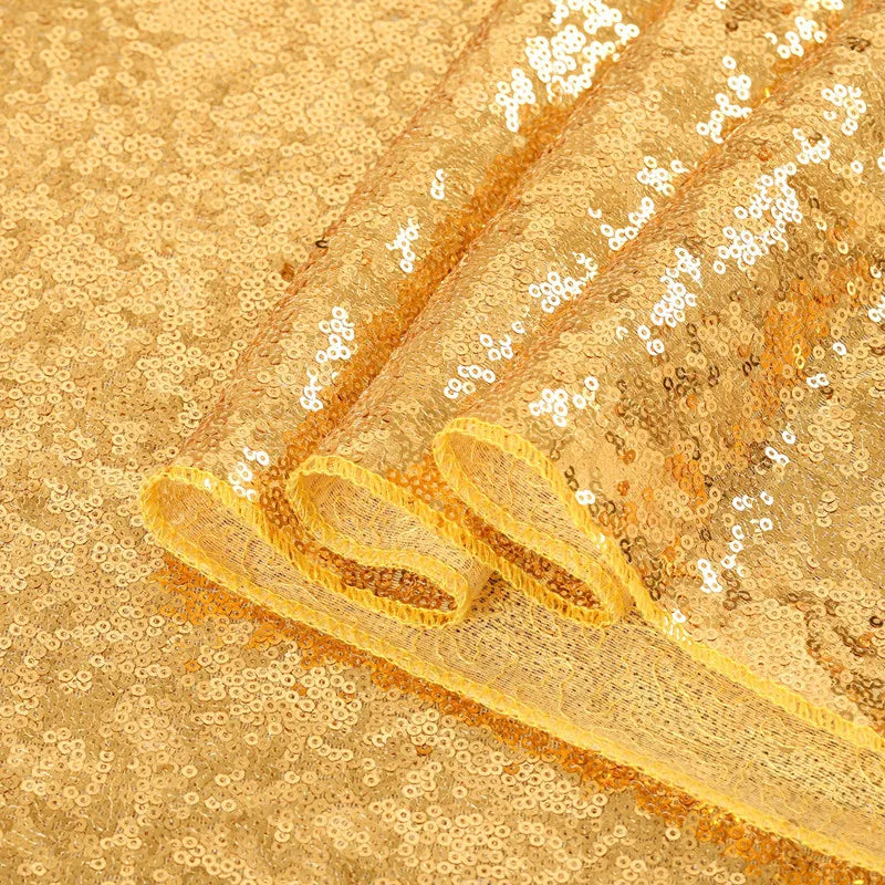 nappe dorée mariage chic