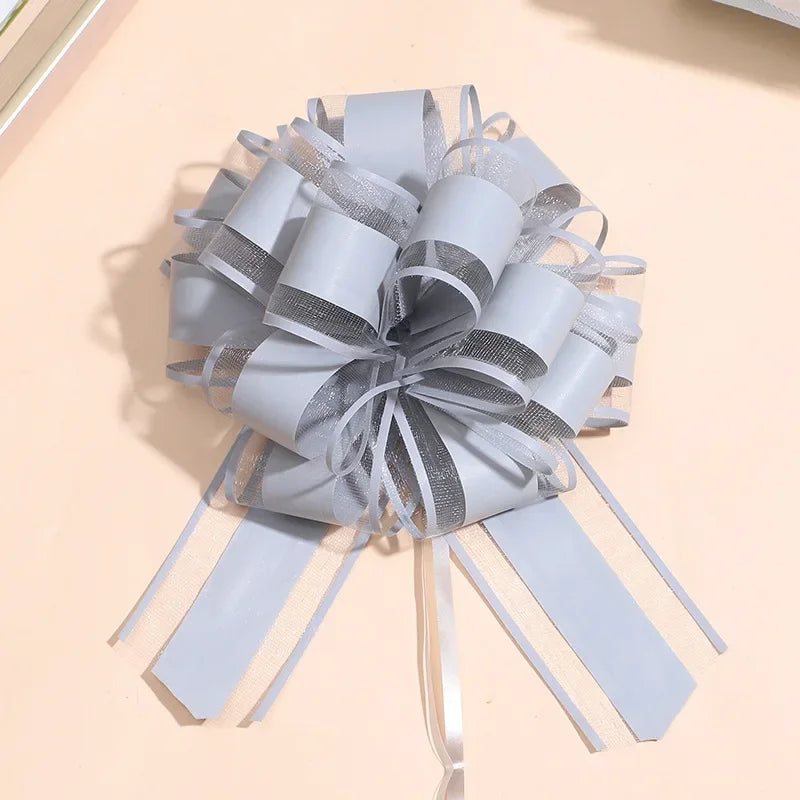 
noeud ruban voiture mariage gris 
